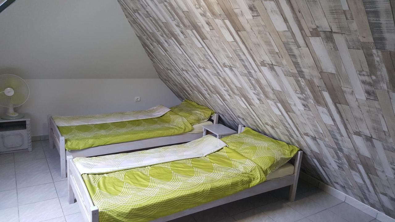 Illaberek Apartmanok Hajdúszoboszló Extérieur photo