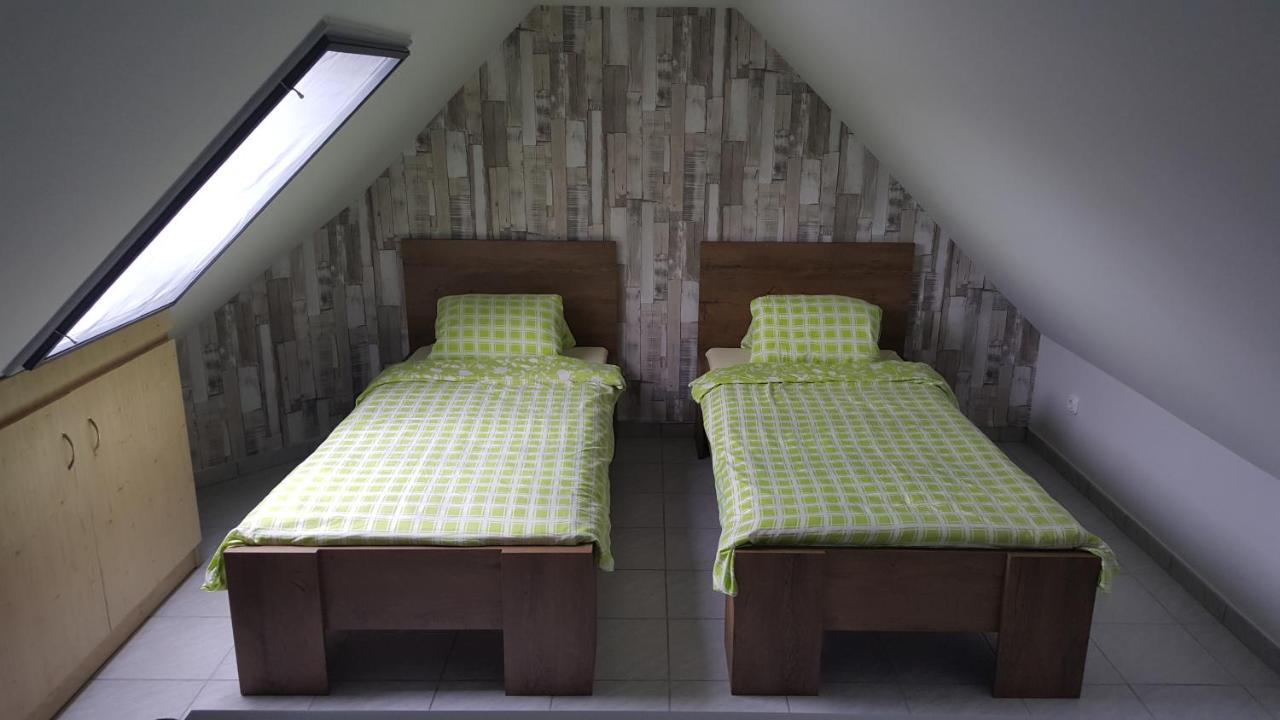 Illaberek Apartmanok Hajdúszoboszló Extérieur photo