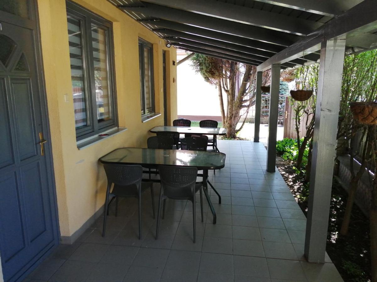 Illaberek Apartmanok Hajdúszoboszló Extérieur photo