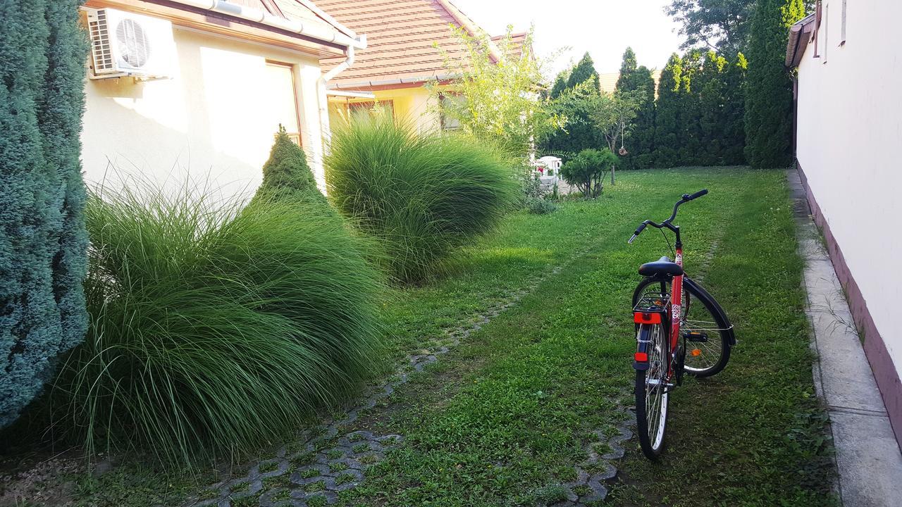 Illaberek Apartmanok Hajdúszoboszló Extérieur photo